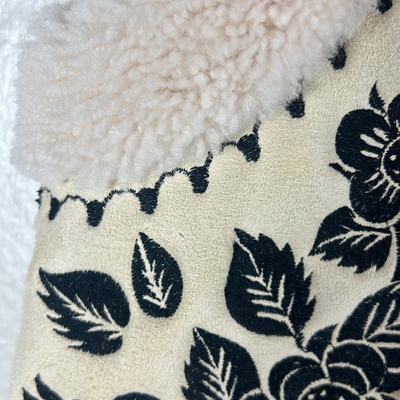 (SOLD) Zadig & Voltaire Feti Shearling Cardigan Vest - Picture 14 of 15